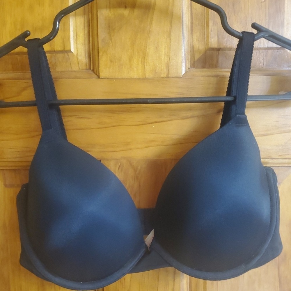 Victoria's Secret Pink Wear Everywhere Lined Bra Black‎ 34D